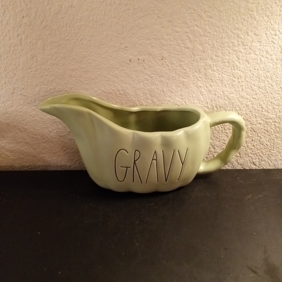 GORGEOUS VTG RAE DUNN Sage Green 9